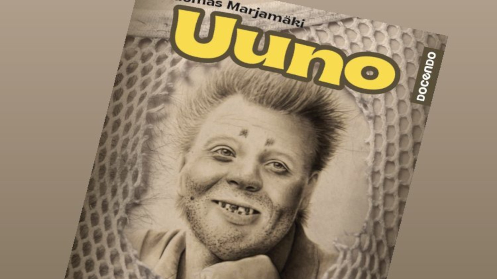 Uuno, Tuomas Marjamäki on koonnut Uuno Turhamäen koko tarinan vuosilta 1971-2021 yksiin kansiin ja on julkaistu 7.9.2021.