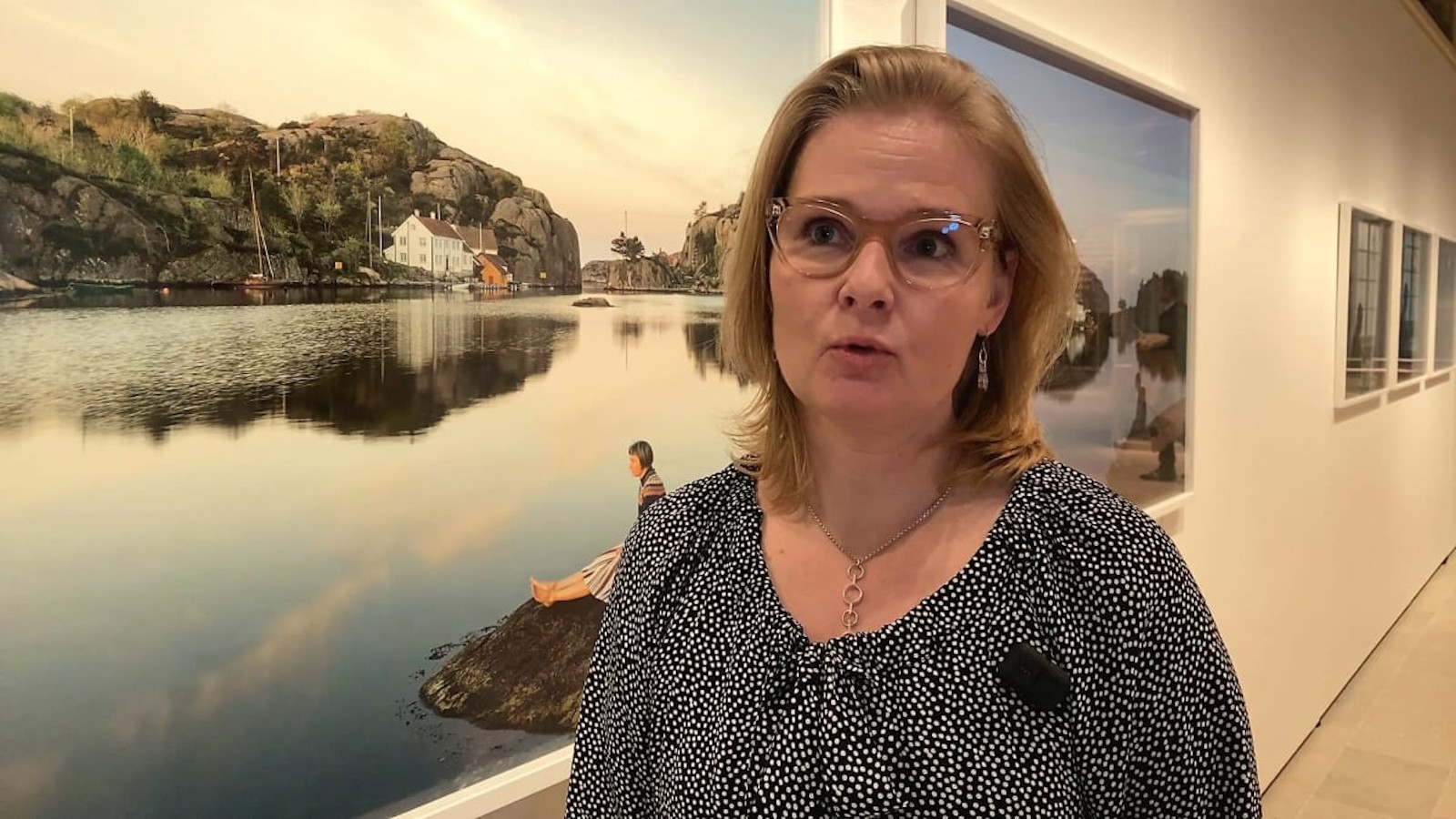 ARS FENNICA -näyttely 2021 toteutetaan Hämeenlinnan museossa mikä ilahduttaa Hämeenlinnan taidemuseon johtajaa Jenny Vallia. 