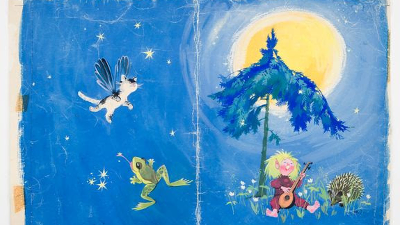 Kuvassa on sininen tausta ja siinä tepastelee Tiitiäisen hahmo sinisen kuusen alla soittaen luuttua ja takana lentelee lintu sekä pomppii sammakko. Oikealla paistaa iso kuu.