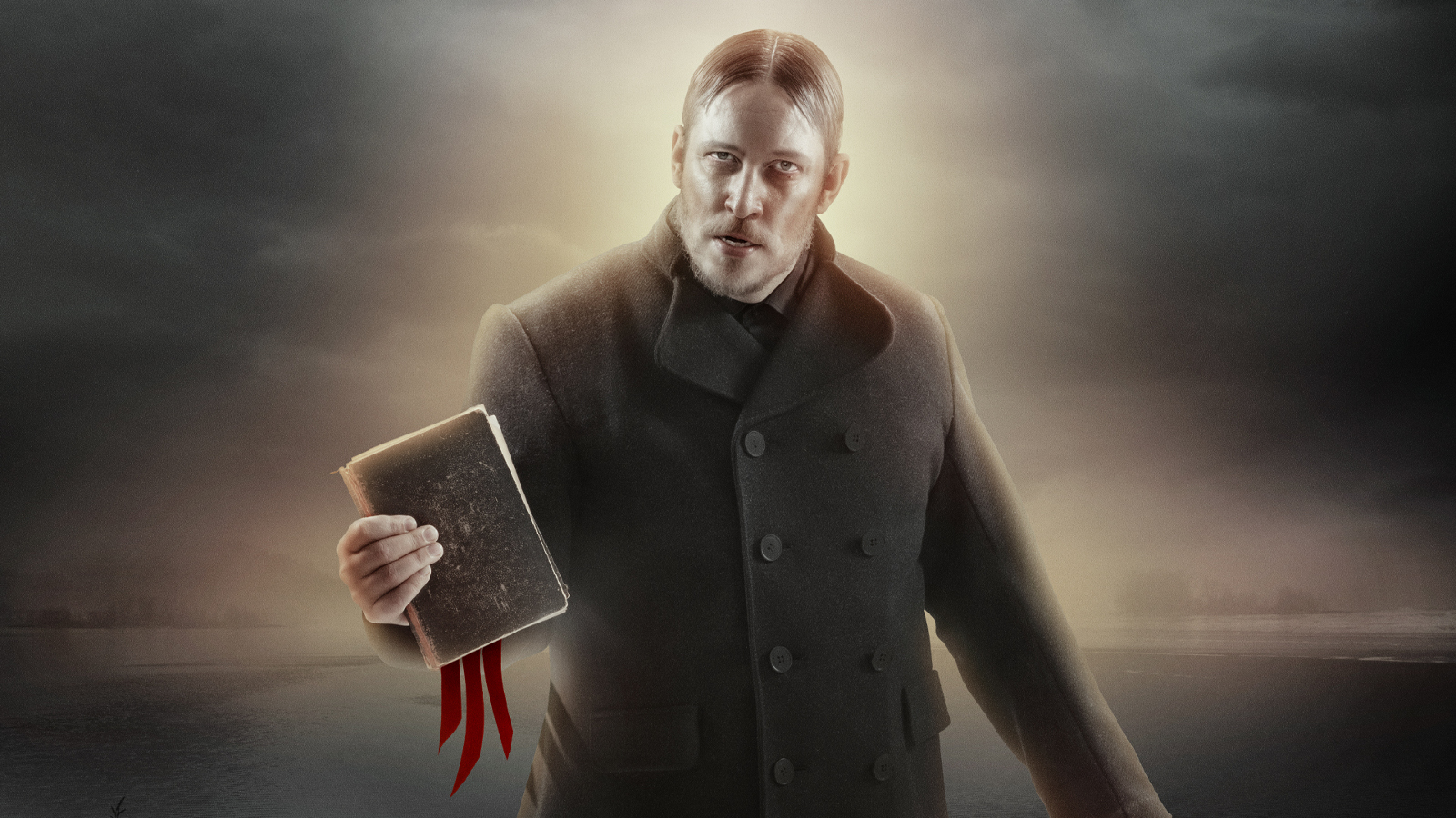 Kuvassa on Mika Kares puolivartalokuvassa Mika Kares ja hän ojentaa kädessään olevaa raamattua eteenpäin. Hänellä on harmaa takki päällään. Kuvan väri on harmaan ruskehtava ja Kareksen ympärillä näkyy valoa.