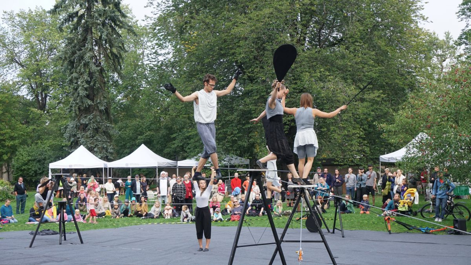 Kansallismuseon kesäpihalle paviljonki kesän 2019 tapahtumille