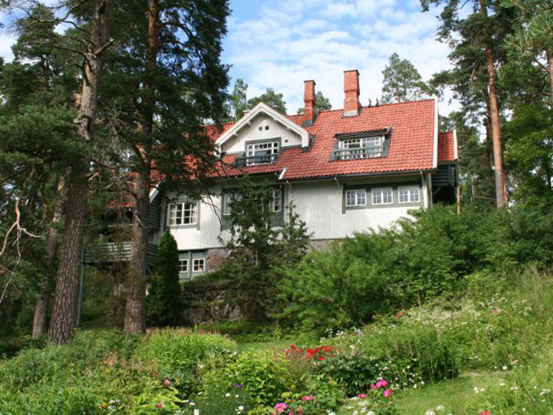 Ainola lännestä. Kuva: Ainola