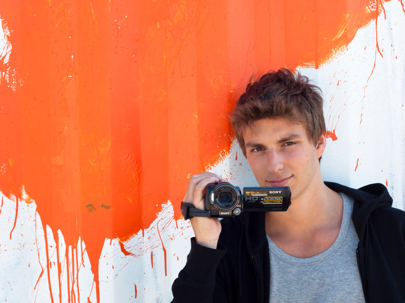 Aleksi Delikouras. Kuva: Otava / Jouni Harala, 2011.