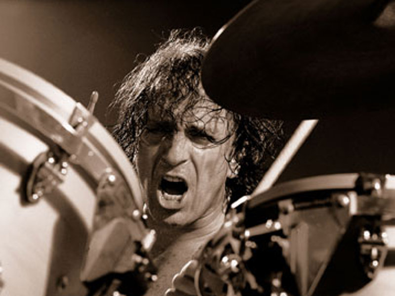 Laurence Corky Laing. Kuva: undertherockproductions.com