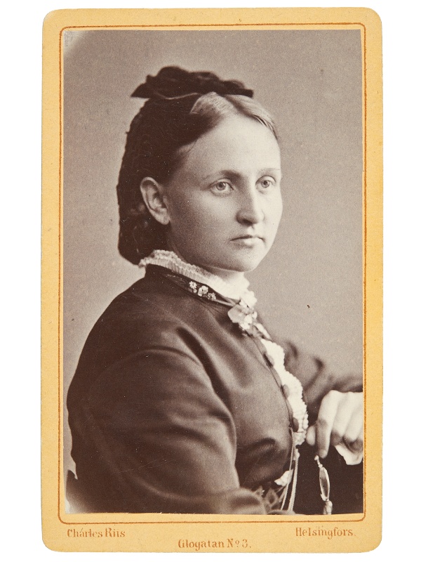 Fanny Churberg 1870-luvulla. Valokuva: Museoviraston kuva-arkisto, Charles Riis, Helsinki.
