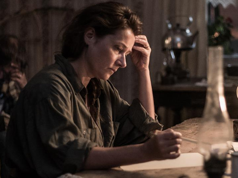 Ikitie, Sidse Babett Knudsen