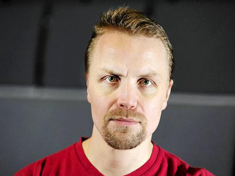 Pekka Perää näyttelevä Jani Volanen. Kuva: Heikki Saukkomaa