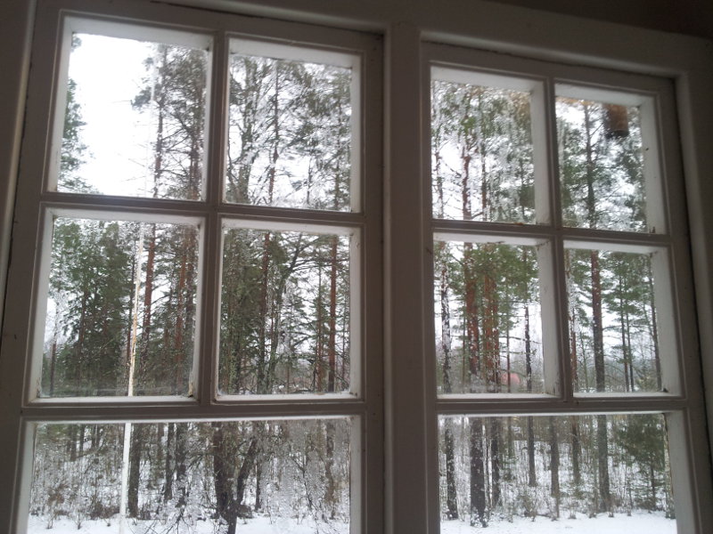 Kuistin kesää odotellessa.  Kuva: Anja Kuoppa