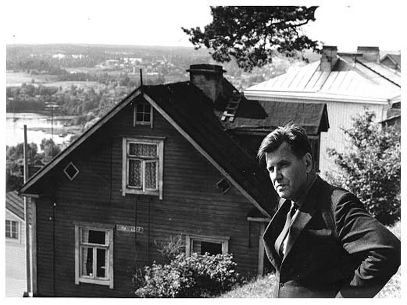 Lauri Viita Pispalassa. Kuva: historia.tampere.fi