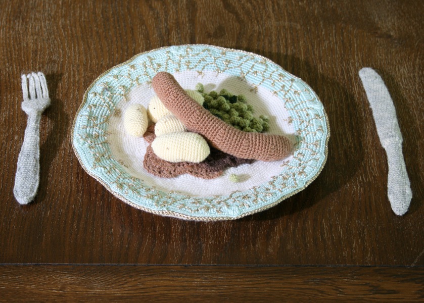 Liisa Hietanen<br />
Die röhrende wurst<br />
