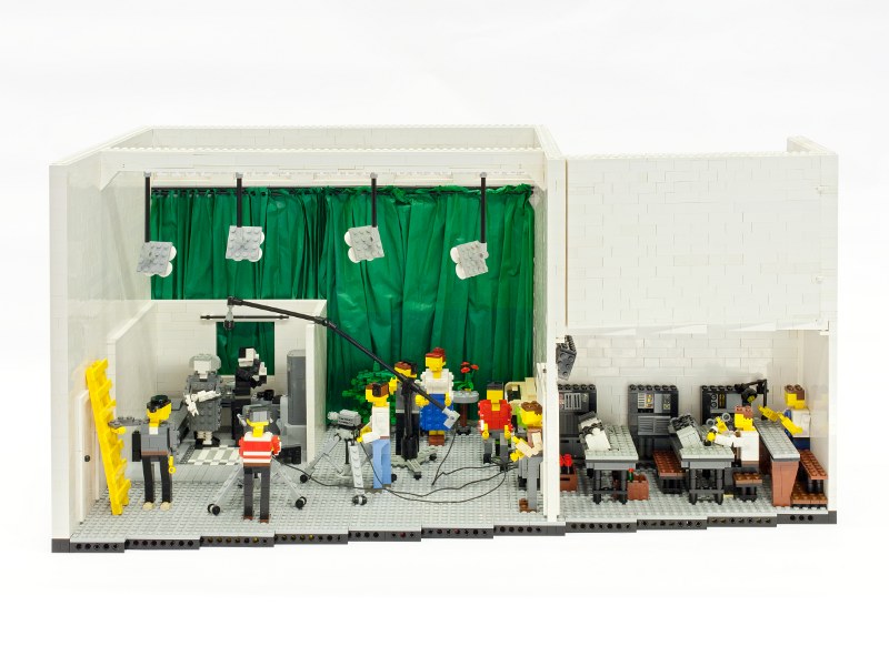 Tamvision studion lego-pienoismalli. Kuva: Jari Kuusenaho.