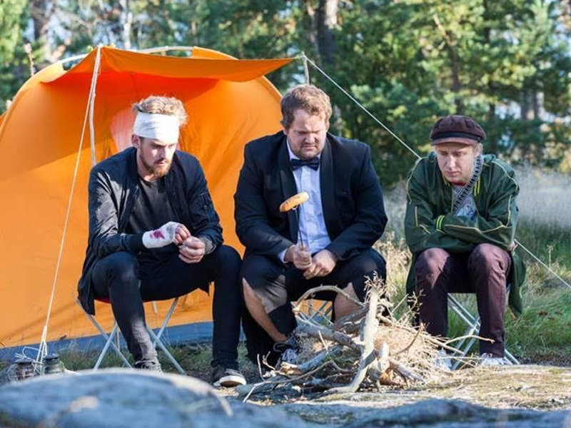 Pää edellä