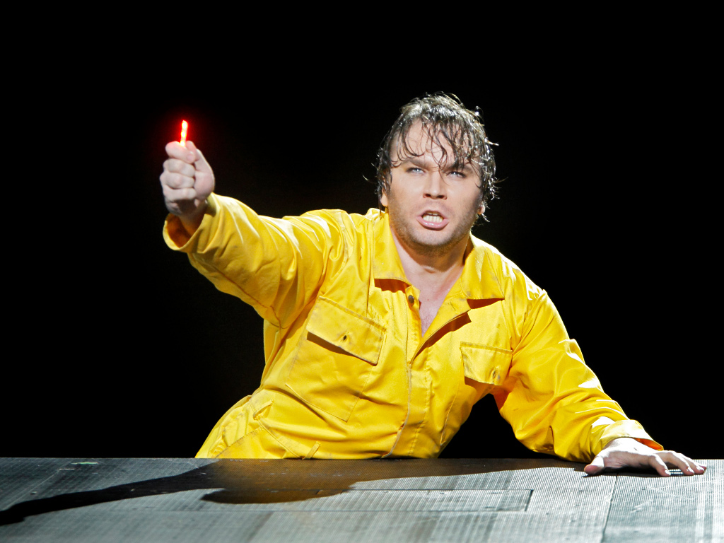Ptolemaioksen sotapäällikkö Jussi Merikanto. Kuva Heikki Tuuli. G. F. Händel: Julius Caesar. Kuvassa Jussi Merikanto. Kansallisooppera