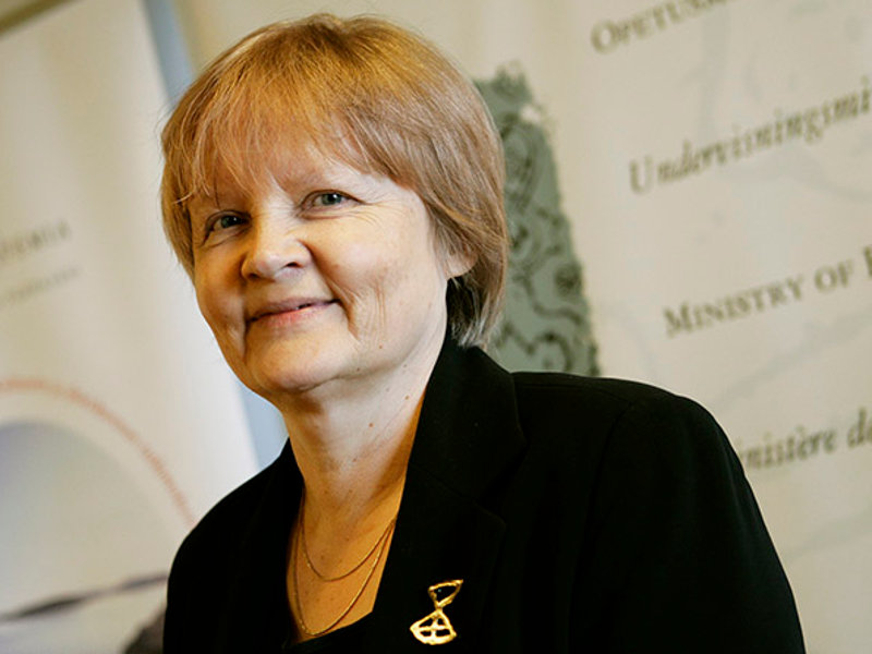 Akateemikko Riitta Hari. Kuva: aka.fi