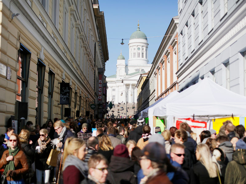 Streat Helsinki Eats tungosta torikorttelissa.