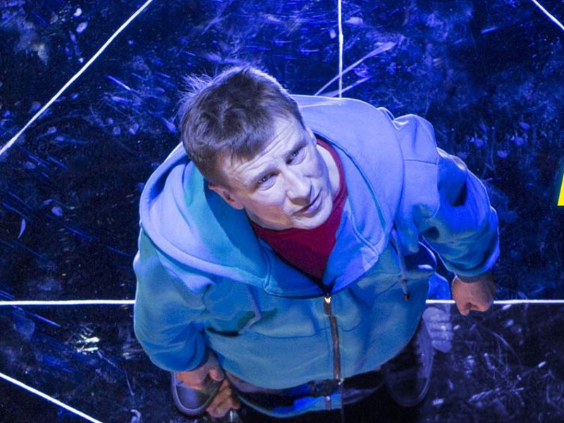 Yöllisen koiran merkillinen tapaus, Jyrki Mänttäri
