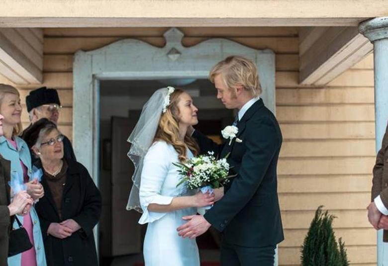 Pia Viheriävaara (Talvikki Eerola) ja Kari Tapio (Tatu Sinisalo). Credit: Solar Films / Jouko Piipponen