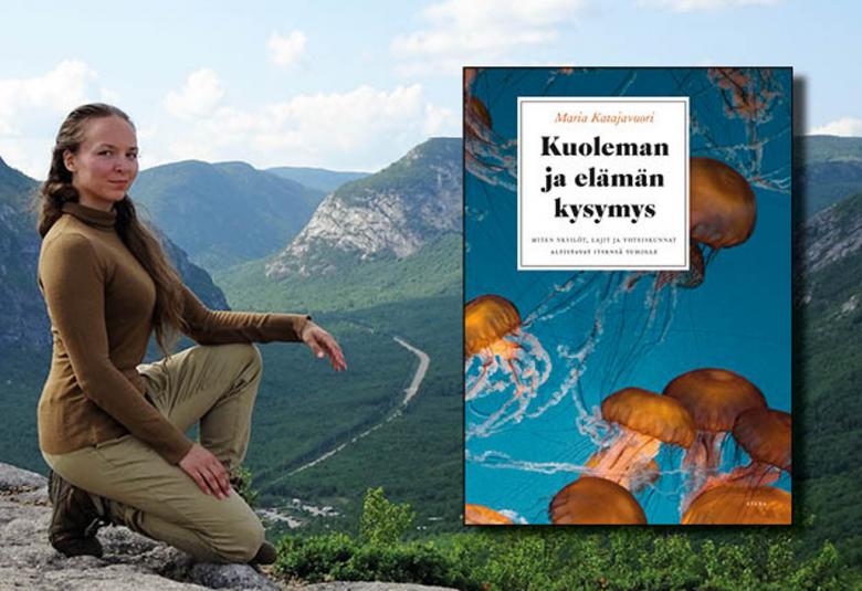 Kuvassa on Maria Katajavuori vasemmalla kallion päällä ja taustalla on vihreä laakso sekä vuoristoa.  Katajavuorella on päällään ruskea pusero ja vaalean ruskeat housut.  Hän on kyykkyasennossa. Oikealla on kirjan kannen kuva, jossa on sinisellä pohjalla ruskeita tatteja. Oikealla ylhäällä on valkealla pohjalla kirjan nimi Kuoleman ja elämän kysymys.