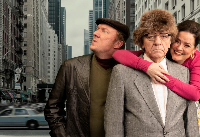 Eskorttia etsimässä on Esko Roine, Aimo Räsänen ja Miia Selin Tampereen Työväen Teatterissa 22.9.2020 alkaen.