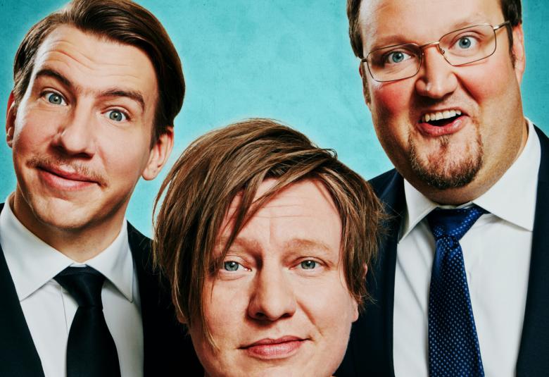 Kuvassa ovat Luokkakokous -elokuvien näyttelijät Aku Hirviniemi, Sami Hedberg ja  Jaajo Linnonmaa kasvokuvina.