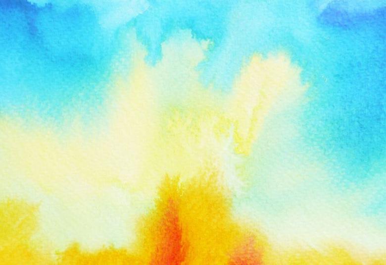 Kuvassa on taideteos, jossa on pilvimäisiä värejä.  Alhaalla on oranssia ja keltaista ja ylempänä sinisiä värejä.