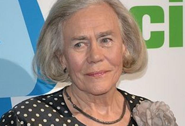 Liisi Tandefelt Hella Wuolijoen klassikkonäytelmässä ”Entäs nyt, Niskavuori?” Mikkelin Teatterissa   