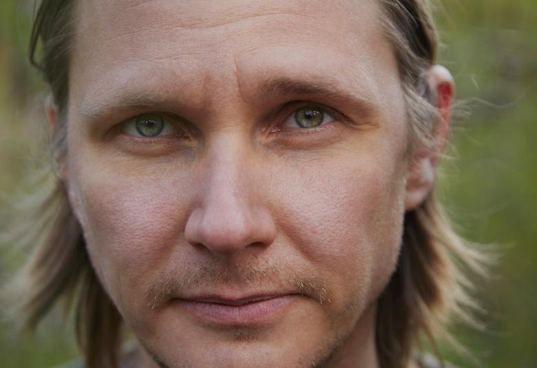 Kuvassa on Jussi Palmusaaren kasvot.