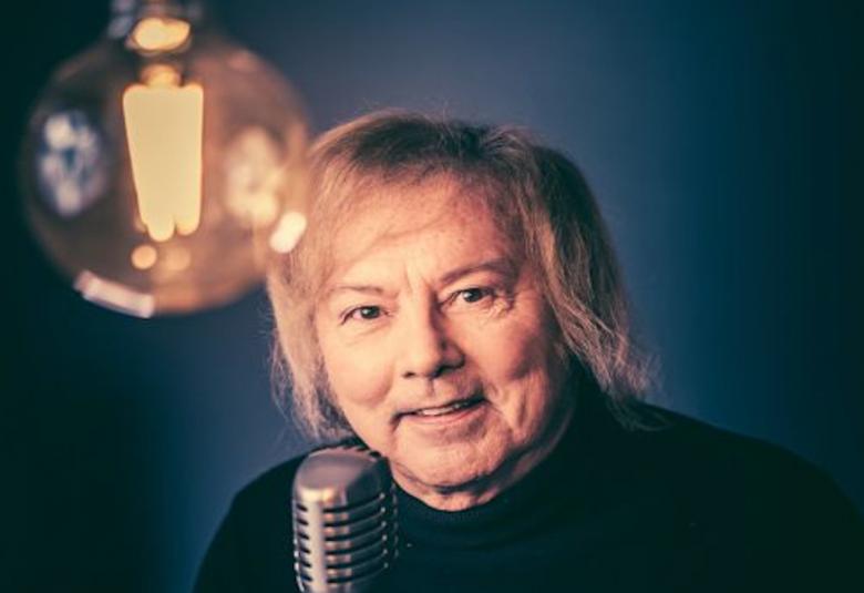 Dannyn uusi single Liian aikuinen, joka on omistettu hänen lapsenlapselleen,  julkaistaan 25.6.2021.