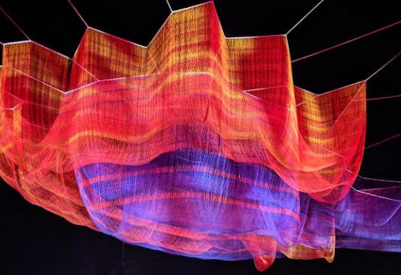 Janet Echelman (s. 1966, Yhdysvallat) toteuttaa Helsinki Biennaaliin 31.7.–31.8.2021  teoksen nimeltä "1.78".