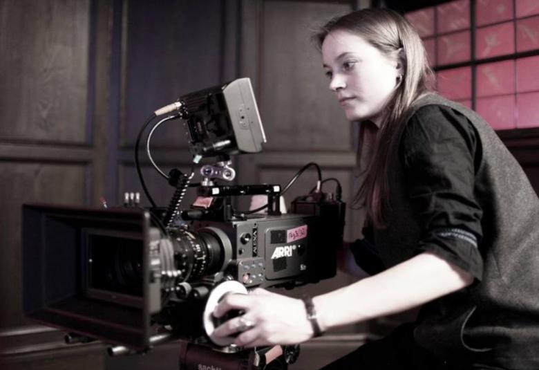 Suomalaisen Greenlit Productionsin tuottaman dokumentin Joen toisella puolen, jonka on ohjannut Antonia Kilian, on valittu European Film Avwardsin ehdokkuusäänestykseen. 