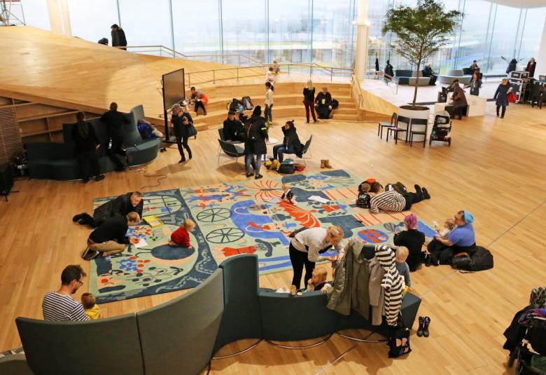 Nuoren Voiman Liiton Runokuu-kirjallisuusfestivaali  järjestetään 19.8.-24.8.2021 keskustakirjasto Oodissa ja Suvilahden Tiivitämöllä.