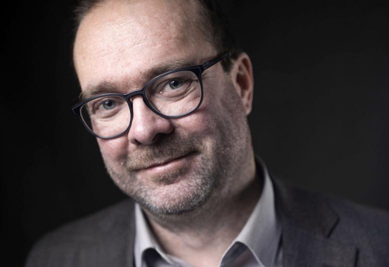 VTT Ville Pernaa on kirjoittanut kirjan Pimeä vuosikymmen – Suomi 1968–1981, jonka Siltala on kustantanut.