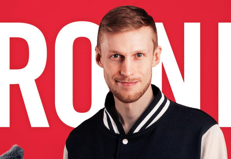 Roni Back on yksi Suomen suosituimpia sisällöntuottajia, mutta millainen on mies somevideoiden takana?  10 vuotta sitten tubettamisen pelivideoilla aloittanut Back on koonnut tähänastisen uratarinansa Matkani somen huipulle -kirjaksi, joka pohjautuu hänen vuosien varrella säntillisesti kirjoittamiinsa päiväkirjamerkintöihin. Backin kirjoittama kirja reflektoi rehellisesti hänen poikkeuksellisen menestyksekästä uraansa, joka ei kuitenkaan ole tullut ilmaiseksi.  Vuosien mittaan ja menestyksen karttuessa Back