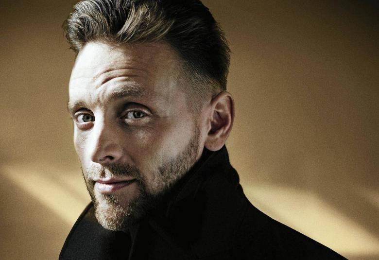 Kuvassa on Reino Nordinin kasvot.