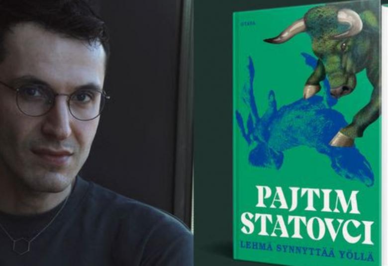 Kuvassa on vasemmalla Pajtim Statovcin kasvokuva musta-valkoisena.  Oikealla on kirjan kansi, jossa on vihreällä pohjalla musta lehmä katsoo alla olevaa sinistä, makaavaa vasikkaa. Alla on kirjailijan nimi valkoisella ja kirjan nimi sinisellä. 