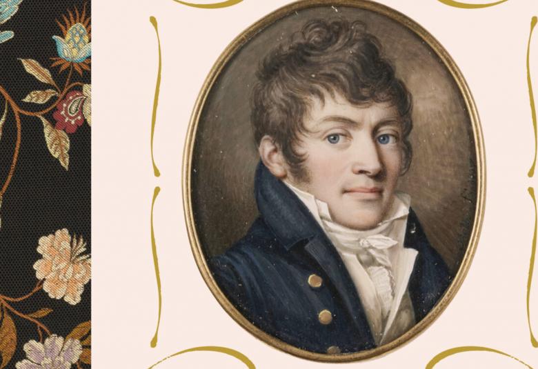 Kuvassa on keskellä soikeissa kehyksissä musta-valkoinen maalaus nuorestä Bernhard Crusellista ja hänellä on mustan takin kaulukset ylhäällä ja valkoisessa paidassa ruusuke kaulan alla. Vasemmalla on kappale mustalla pohjalla olevaa kukkaköynnöstä ja kukat ovat vaalean ruskeita. Kuva on osa kirjan kannesta.