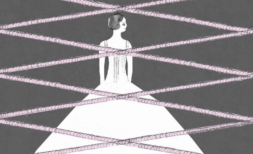 Kuvassa on piirroshahmona valkopukuinen nainen.  Koko kuvan alueella on roosan värinen nyöritys harmaalla pohjalla. 